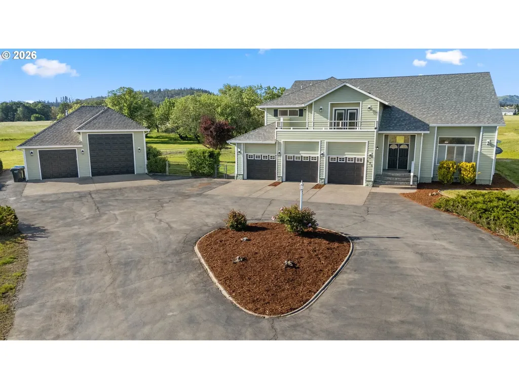 475 Curry Road Roseburg OR 97471