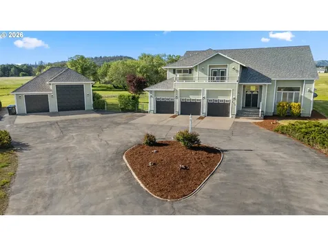 475 Curry Road Roseburg OR 97471