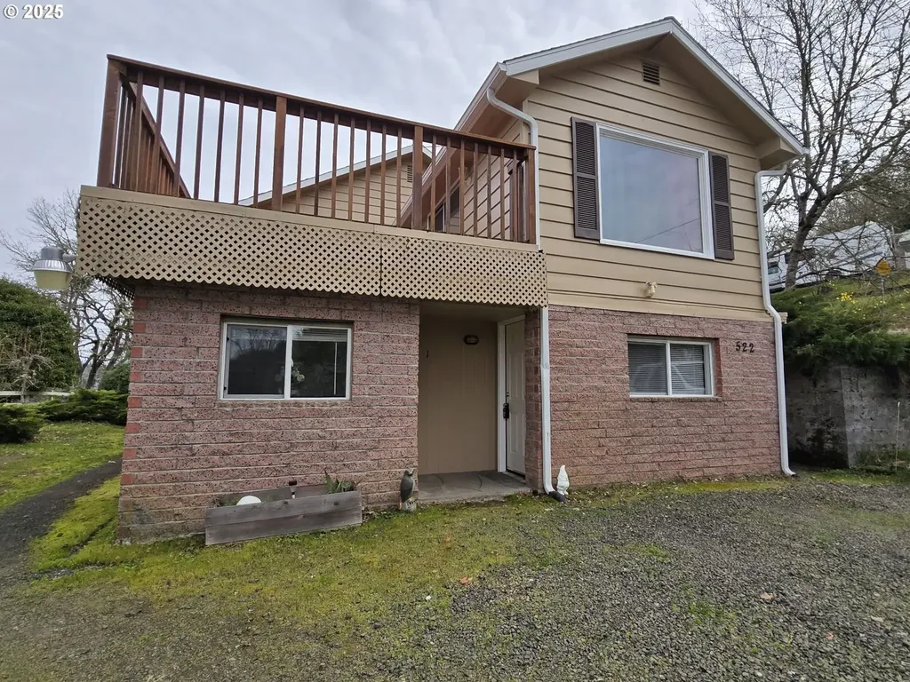 522 SE Hillside Drive Roseburg OR 97470