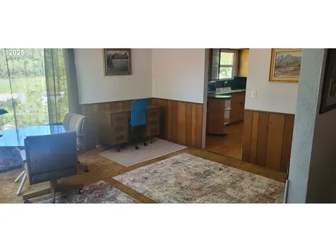 522 SE Hillside Drive Roseburg OR 97470