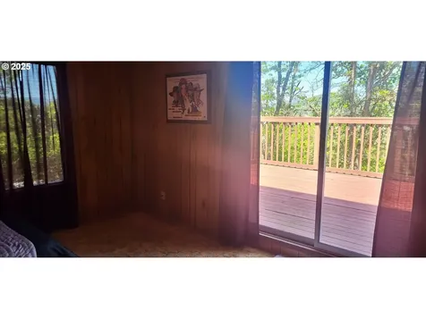 522 SE Hillside Drive Roseburg OR 97470