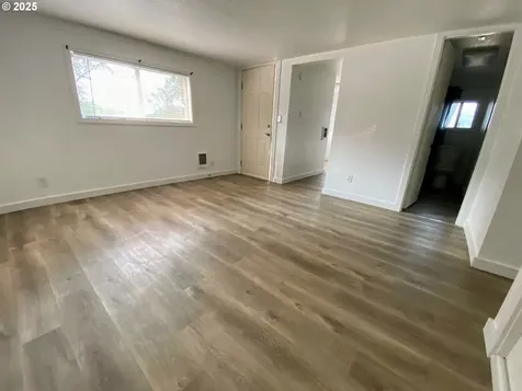 522 SE Hillside Drive Roseburg OR 97470