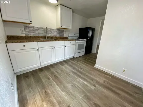 522 SE Hillside Drive Roseburg OR 97470