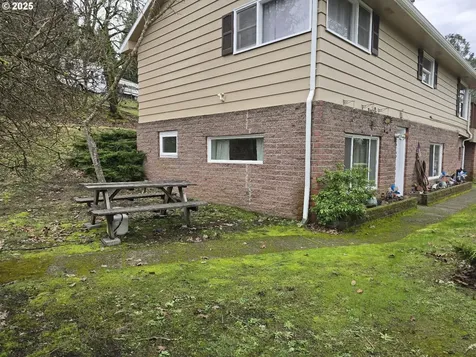 522 SE Hillside Drive Roseburg OR 97470