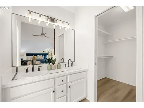 4811 SW Orchard Lane Portland OR 97219