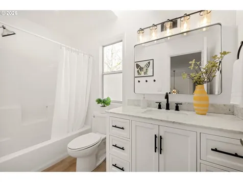 4811 SW Orchard Lane Portland OR 97219