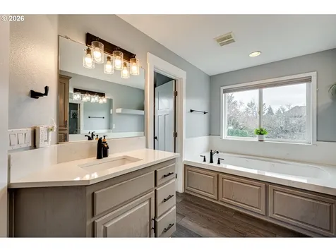 13405 NW 48th Avenue Vancouver WA 98685