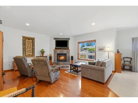 1616 SE 87th Avenue Portland OR 97216