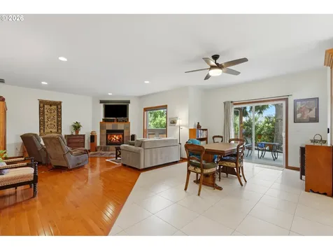 1616 SE 87th Avenue Portland OR 97216