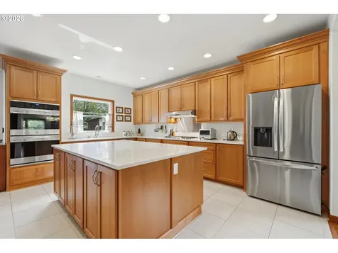 1616 SE 87th Avenue Portland OR 97216