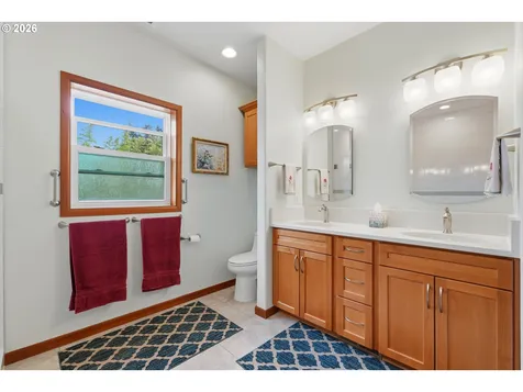 1616 SE 87th Avenue Portland OR 97216