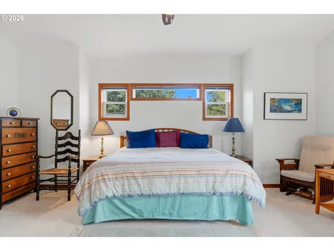 1616 SE 87th Avenue Portland OR 97216