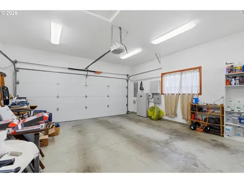 1616 SE 87th Avenue Portland OR 97216
