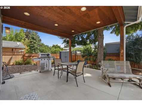 1616 SE 87th Avenue Portland OR 97216