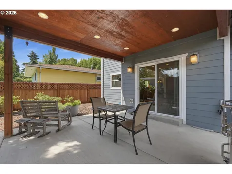 1616 SE 87th Avenue Portland OR 97216
