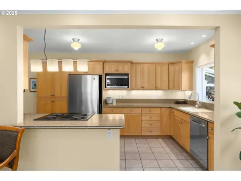1806 NE 59th Avenue Portland OR 97213