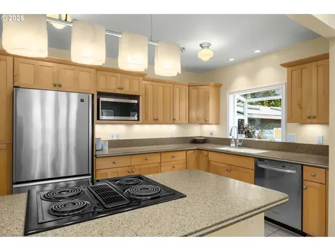 1806 NE 59th Avenue Portland OR 97213