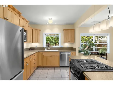 1806 NE 59th Avenue Portland OR 97213