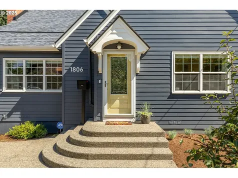 1806 NE 59th Avenue Portland OR 97213