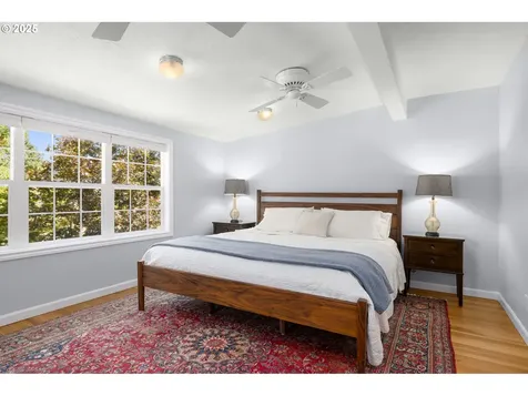 1806 NE 59th Avenue Portland OR 97213