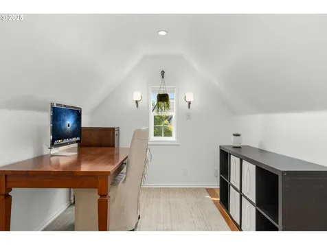 1806 NE 59th Avenue Portland OR 97213
