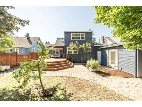 1806 NE 59th Avenue Portland OR 97213