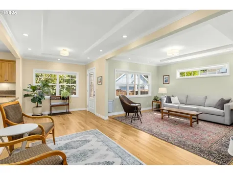 1806 NE 59th Avenue Portland OR 97213