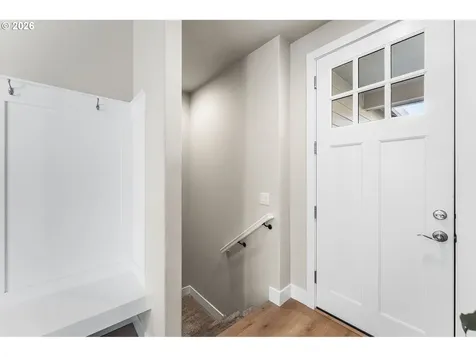 826 W Golden Eagle Drive La Center WA 98629