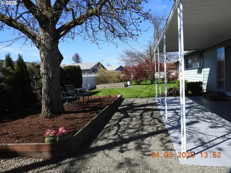 1415 Thompson Road Woodburn OR 97071