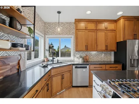 20165 Spyglass Court Oregon City OR 97045
