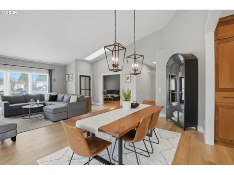 20165 Spyglass Court Oregon City OR 97045
