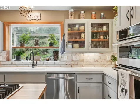 16490 S Bradley Road Oregon City OR 97045