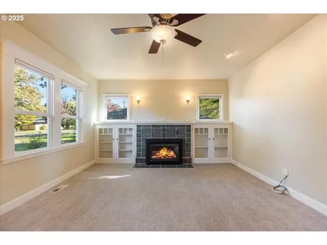 8026 SW Pine Street Portland OR 97223