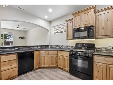 146 NW 76th Street Vancouver WA 98665
