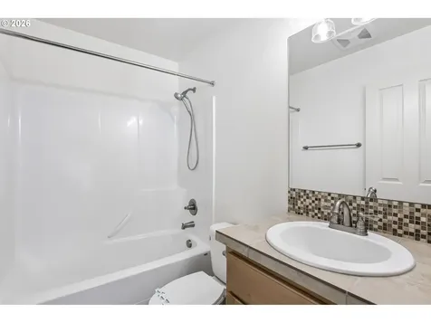 146 NW 76th Street Vancouver WA 98665