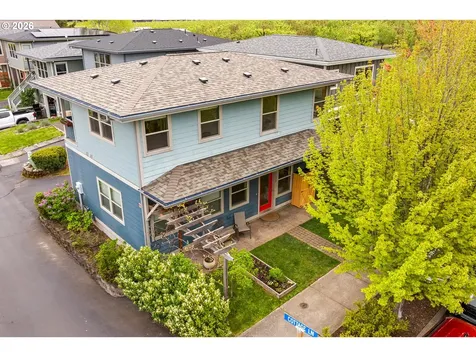 1229 29th Street Hood River OR 97031