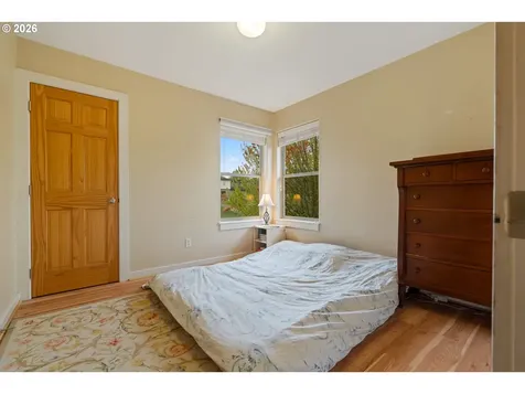 1229 29th Street Hood River OR 97031