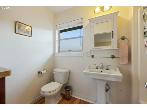 1229 29th Street Hood River OR 97031