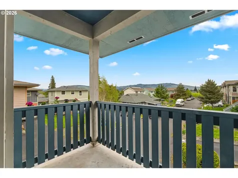 1229 29th Street Hood River OR 97031