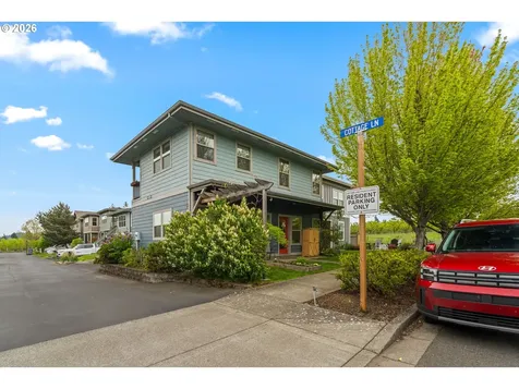 1229 29th Street Hood River OR 97031