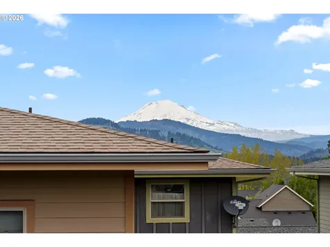 1229 29th Street Hood River OR 97031