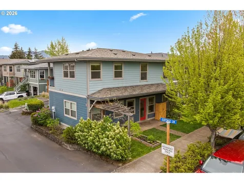 1229 29th Street Hood River OR 97031