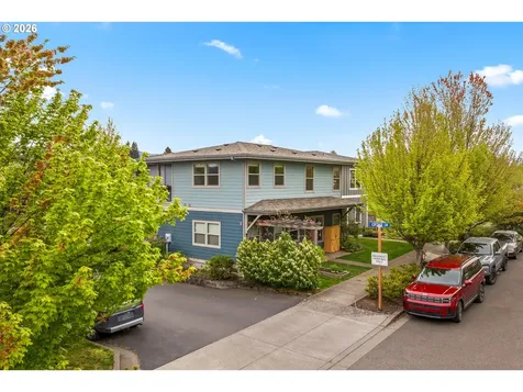 1229 29th Street Hood River OR 97031