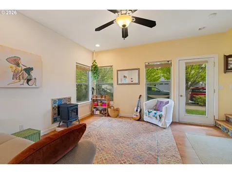 1229 29th Street Hood River OR 97031