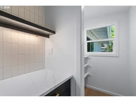 1865 SW Wellington Avenue Portland OR 97225