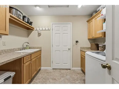 2 Offenbach Place Lake Oswego OR 97035