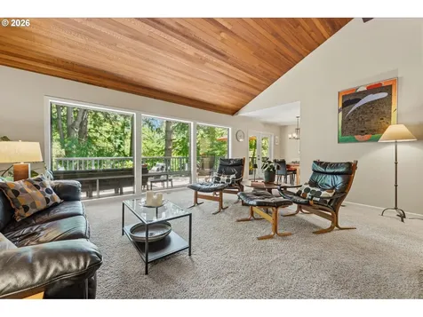 2 Offenbach Place Lake Oswego OR 97035