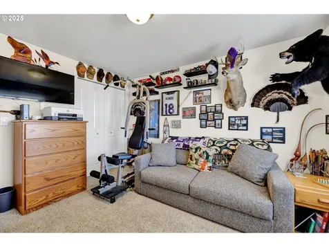 327 Camrin Loop Creswell OR 97426