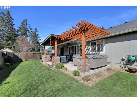 327 Camrin Loop Creswell OR 97426