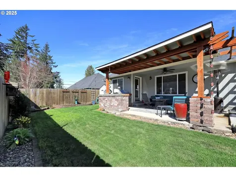 327 Camrin Loop Creswell OR 97426